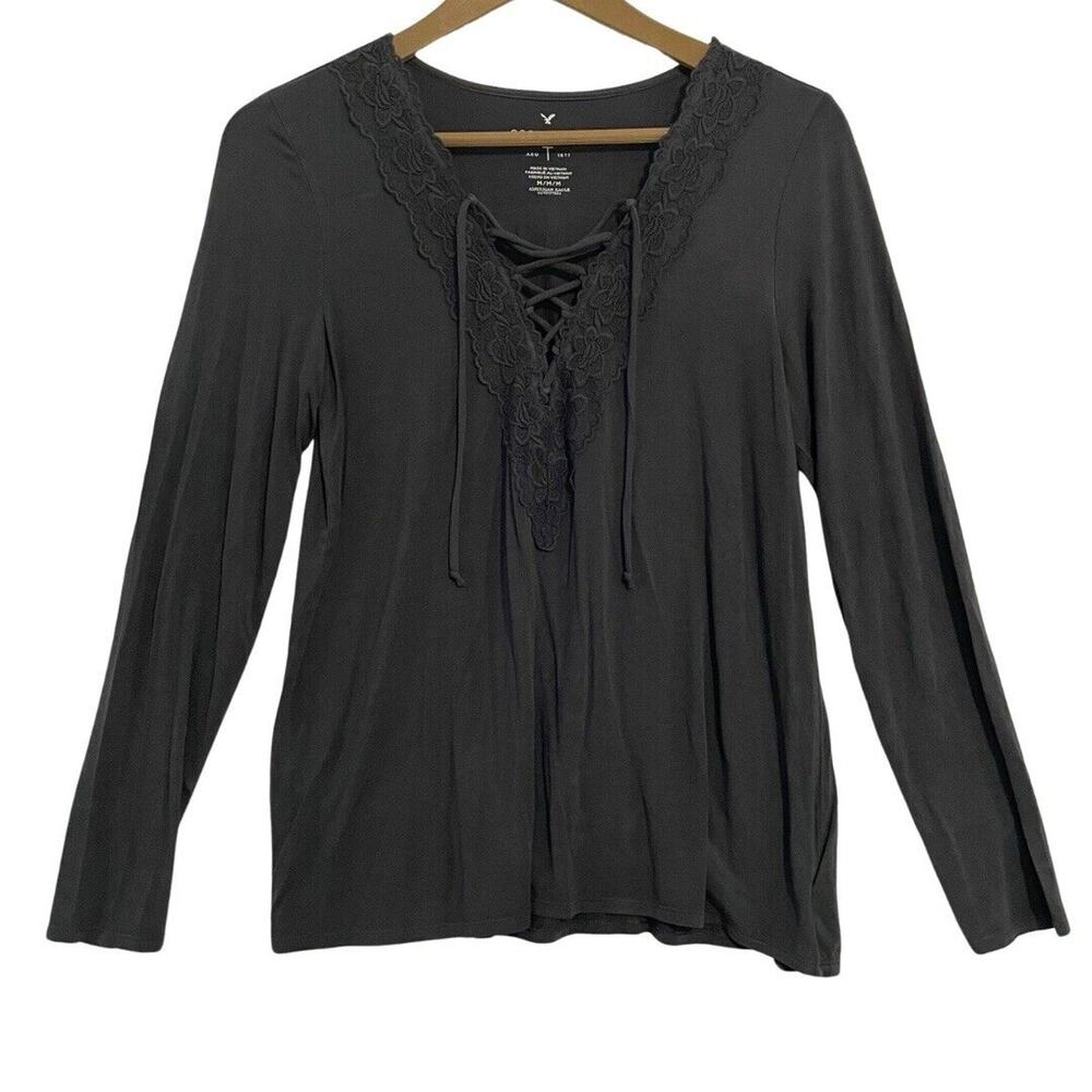 American Eagle Top Women’s M Gray AEO Soft & Sexy Long Sleeve Lace Up Neck NEW - Picture 1 of 9